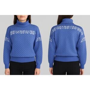 Vintage MEISTER Turtleneck Sweater Wool Blend Periwinkle blue white details Sz M